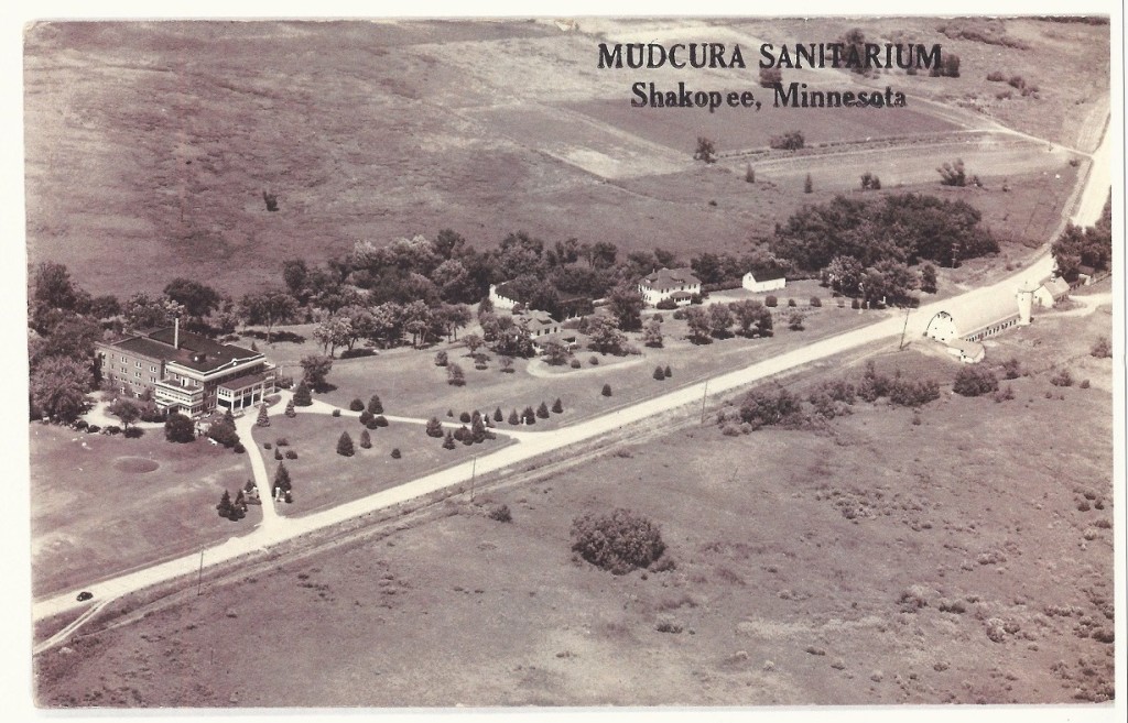 Mudcura Sanitarium. The road in front of the sanitarium is what is now Flying Cloud Drive. The oval-shaped feature near the left edge of the photo and close to the edge of the sanitarium was almost certainly a green on Mudcura Golf Club.